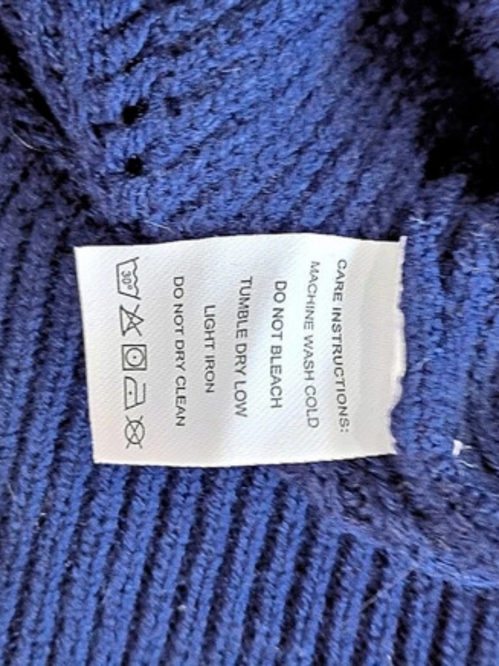 Color Block Knit Sweater - Picture 4 of 4